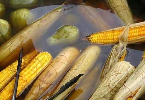 鹭岛爆料玉米肠视频网,揭秘玉米肠制作过程，网传视频引发热议  第1张